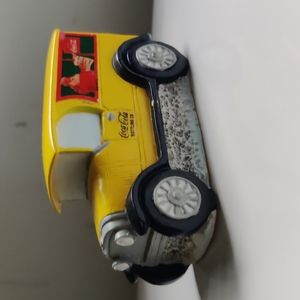 Vintage Coca Cola Town Square Collection Yellow Truck 1992